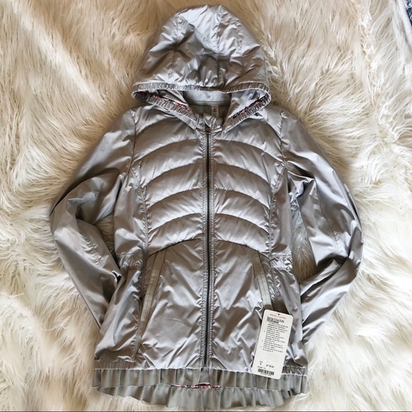 Lululemon Spring Fling Puffy Windbreaker 6 NWT - Picture 9 of 14